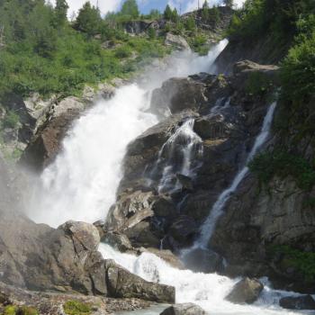 Im Aostatal entdeckt man in La Thuile beim Wandern drei atemberaubende Wasserfälle - (c) Harald G. Koch