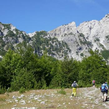 In Albanien gibt es 15 Nationalparks. Ihre Gesamtfläche entspricht etwa der des Odenwalds - Wandern in den Albanischen Alpen - (c) Klaus Pfenning
