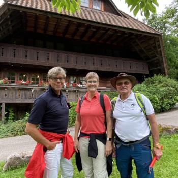 Hansy Vogt und  Franziska Bürkle - Teinachtal Touristik sind von der Tour  von Schwarzwald Guide Jürgen Rust begeistert - (c) Sabine Zoller