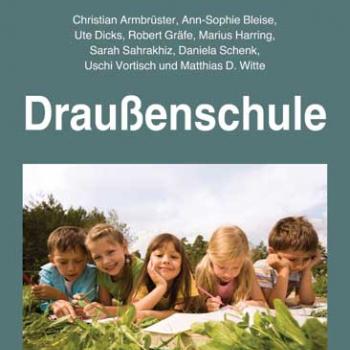 Der Ratgeber „Draußenschule. Eine Handreichung“ für 16,80 Euro versandkostenfrei beim Deutschen Wanderverband - (c) Deutscher Wanderverband