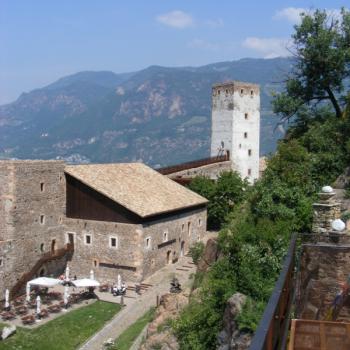 von denen das Größte, Firmian, bei Bozen in Südtirol zu finden ist