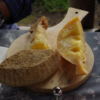 Parco dei Nebrodi - Der typischen Käse der Region, der dem Caciocavallo ähnelt - (c) Nicoletta De Rossi