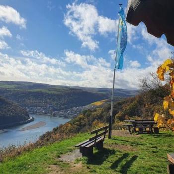 Picknick mit Aussicht aufs Welterbe - Von einem Panorama zum anderen auf der Traumschleife Mittelrhein - (c) Romantischer Rhein Tourismus