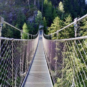 ...eine Hängebrücke und... - (c) Christine Kroll