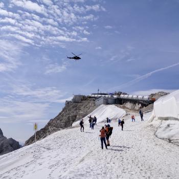 Oben findet man sich in einer Welt aus Schnee und Eis wieder - (c) Christine Kroll