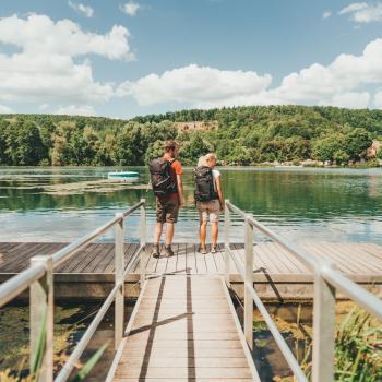 Itzelberger See (Wandern durch Urzeit, Eiszeit und Kultur Der Albschäferweg auf der Schwäbischen Alb) - (c) Schwäbischer Alb Tourismus