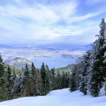 Vom Fahrenbergkopf blickt man auf den Kochelsee - (c) Christine Kroll