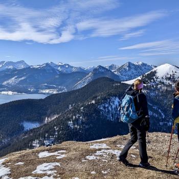 Der Gipfel ist wegen seiner exponierten Lage oft abgeblasen - (c) Christine Kroll