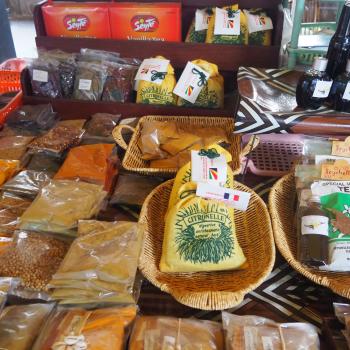 Viele lokale Gewürze findet man auf dem Markt von Victoria, der Hauptstadt der Seychellen auf Mahé - (c) Enric Boixadós