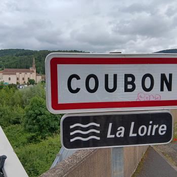 Mit Eselsgeduld bergauf-bergab - der „Chemin Stevenson“ gilt als einer der schönsten Fernwanderwege Frankreichs - (c) Klaus Pfenning
