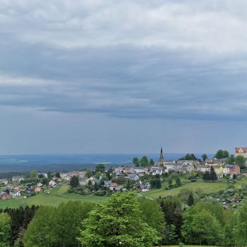 Lochstein, Brandfelsen, Katzenstein, Lohbergfelsen oder Pfaffenstein: Das sächsische Vogtland ist reich an allerlei bizarren Felsformationen - (c) Alexa Christ
