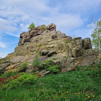 Lochstein, Brandfelsen, Katzenstein, Lohbergfelsen oder Pfaffenstein: Das sächsische Vogtland ist reich an allerlei bizarren Felsformationen - (c) Alexa Christ