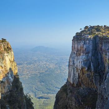 Wilde Landschaften gibt es in Angola zu entdecken - (c) Robert Haidinger Kleber Group/Messe Stuttgart