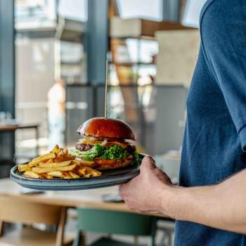 Die perfekte 'Reise'welle in Halbbermoos bei München - (c) Surftown