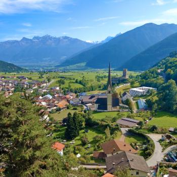 Auf dem Weitwanderweg von Garmisch nach Meran empfängt den Wanderer auch das Vinschgauer Tal