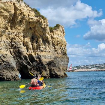Eine Reise entlang Portugals südlichster Küste, wo Fels und Sand, Fischerdörfer und Design-Retreats, Naturidylle und kulinarische Leidenschaft ein harmonisches Ganzes formen - (c) Detlef Düring