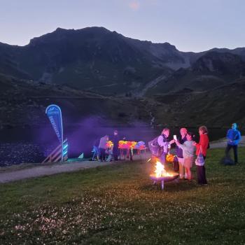 Die magische Kraft des Vollmondschwimmens im Bergsee - (c) Detlef Düring