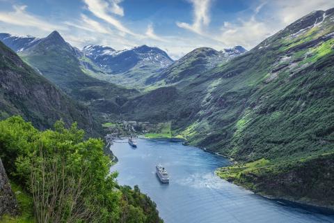 Wandern und die hohe See - die perfekte Ergänzung zur Kreuzfahrt - (c) Pixabay/ELG21