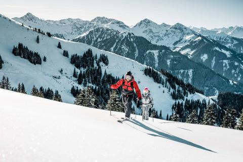 Beschilderte Skitouren locken in die Kitzbühel Berge - (c) KitzSki