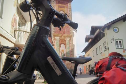 Mit dem Fahrrad kann man Mittenwald und Umgebung sehr gut entdecken - (c) Jörg Bornmann
